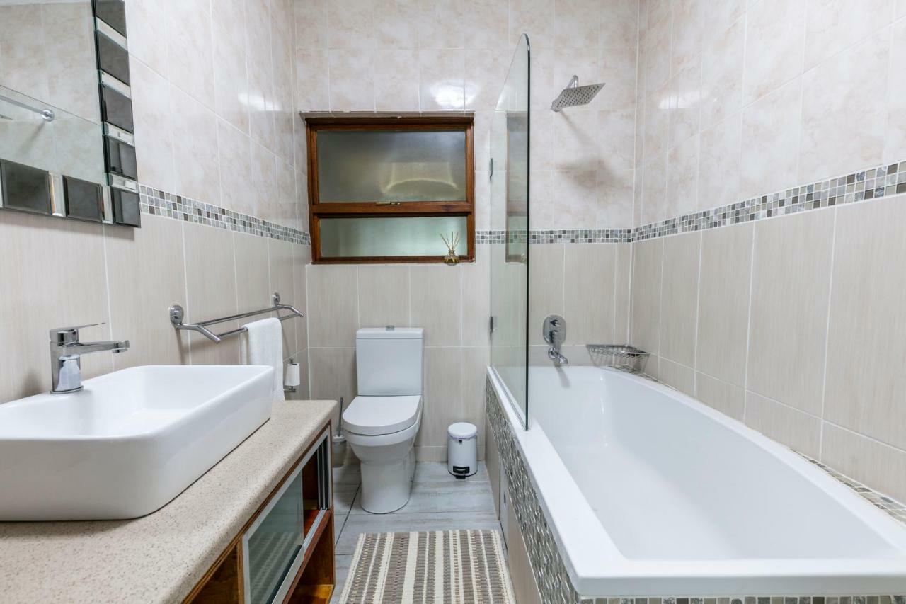 Orchid Luxury Boutique Guesthouse Gaborone Ngoại thất bức ảnh