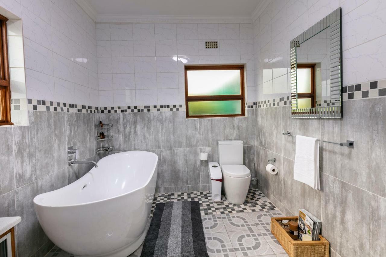 Orchid Luxury Boutique Guesthouse Gaborone Ngoại thất bức ảnh